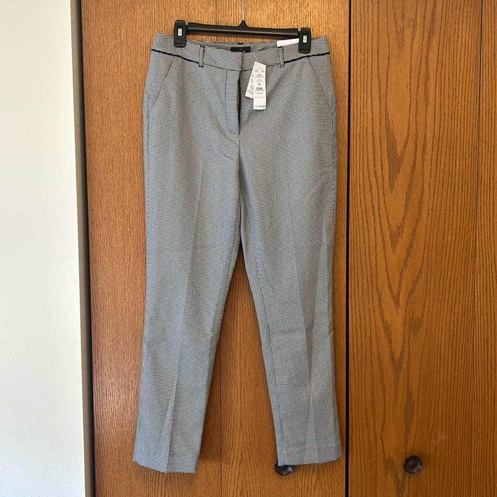 NEW White House Black Market Ankle Pants